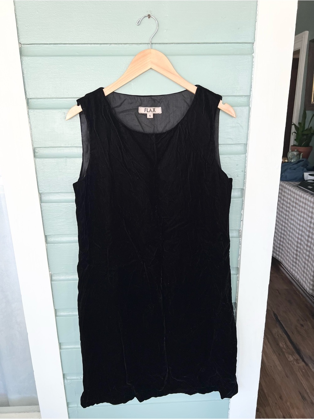 Flax NEW black velvet knee length dress witchy Halloween goth fall size small
